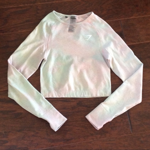 Gymshark Tops - Gymshark crop top Pastel tie dye cloud small